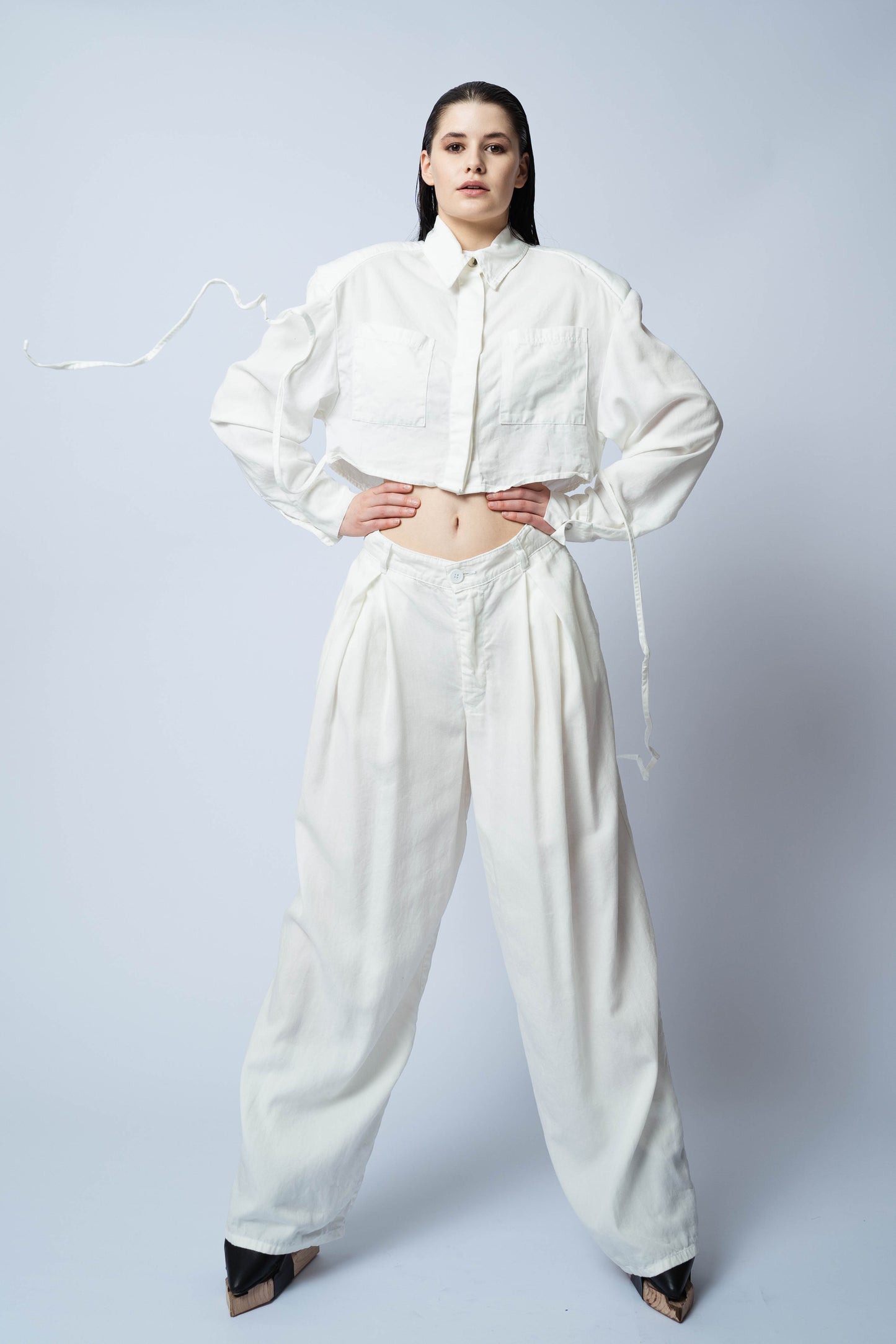 P6538 ESTIADES HIGH WAISTED INSIDE PLEAT, LOOSE STRAIGHT LEG PANTS