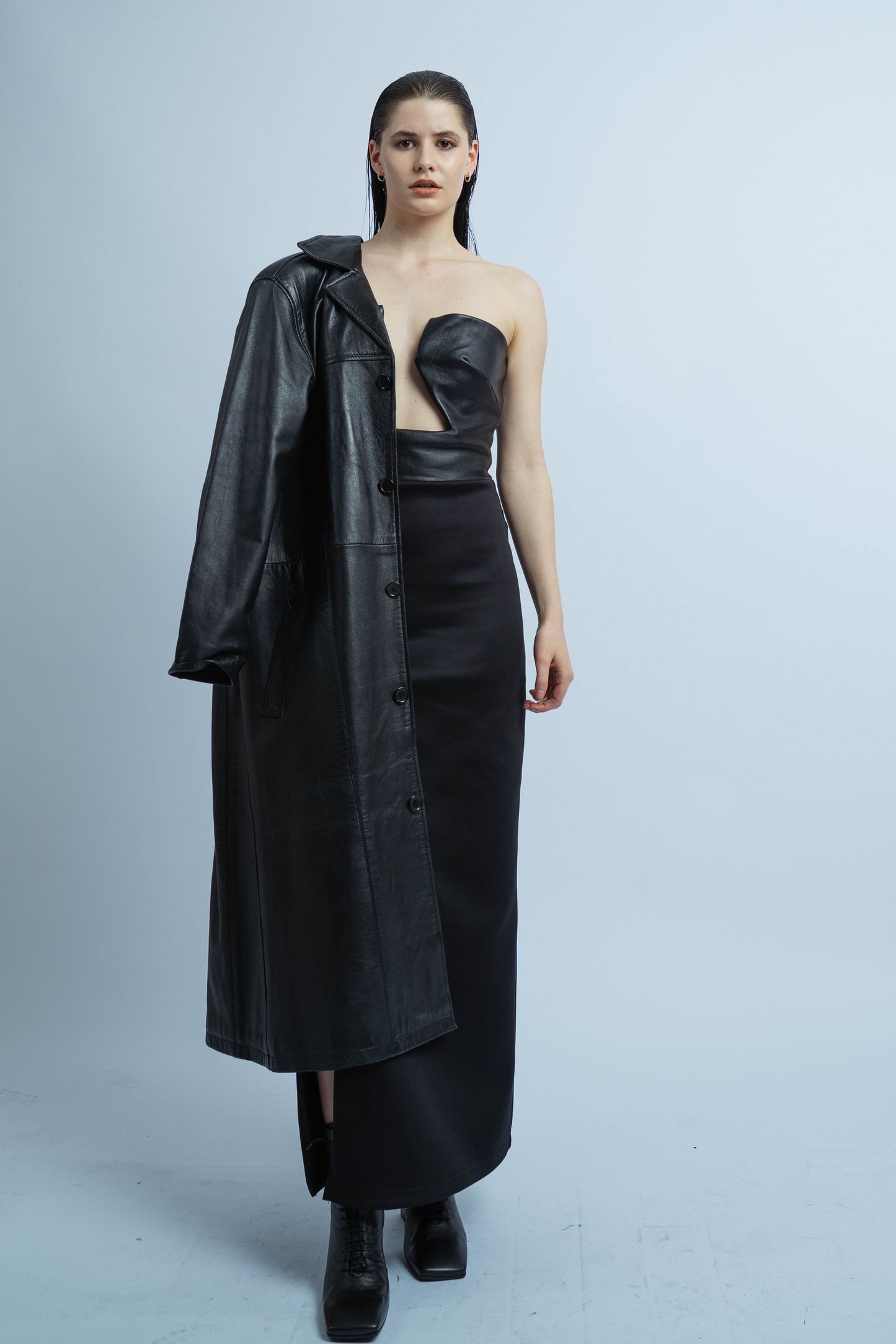 P7419 LEATHER COAT, AUSTRALIAN MADE LONG LEATHER BLACK COAT, FULLY LINED