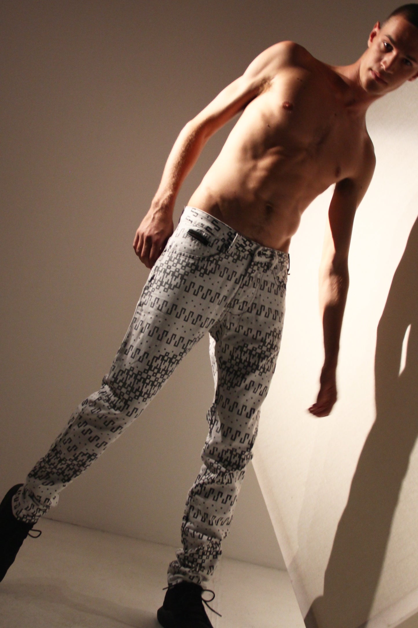 IDENTITY PRINT (LIMITED EDITION) PANTS