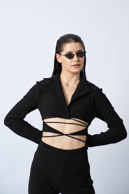 P6552 SEMELI, BONDED STRETCH CREPE CROPPED TIE UP JACKET