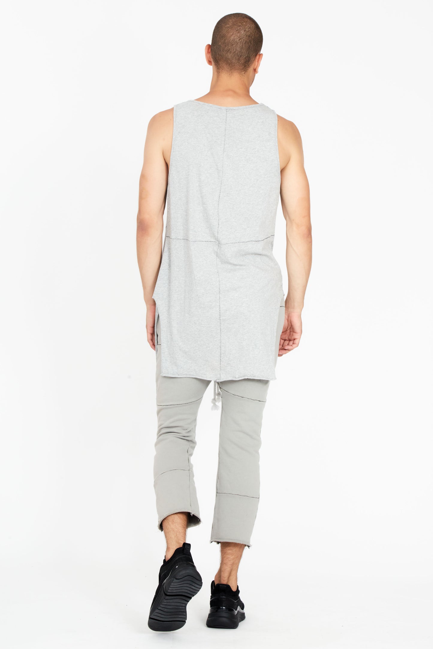 MOTIF PURVEYOR SINGLET TOP