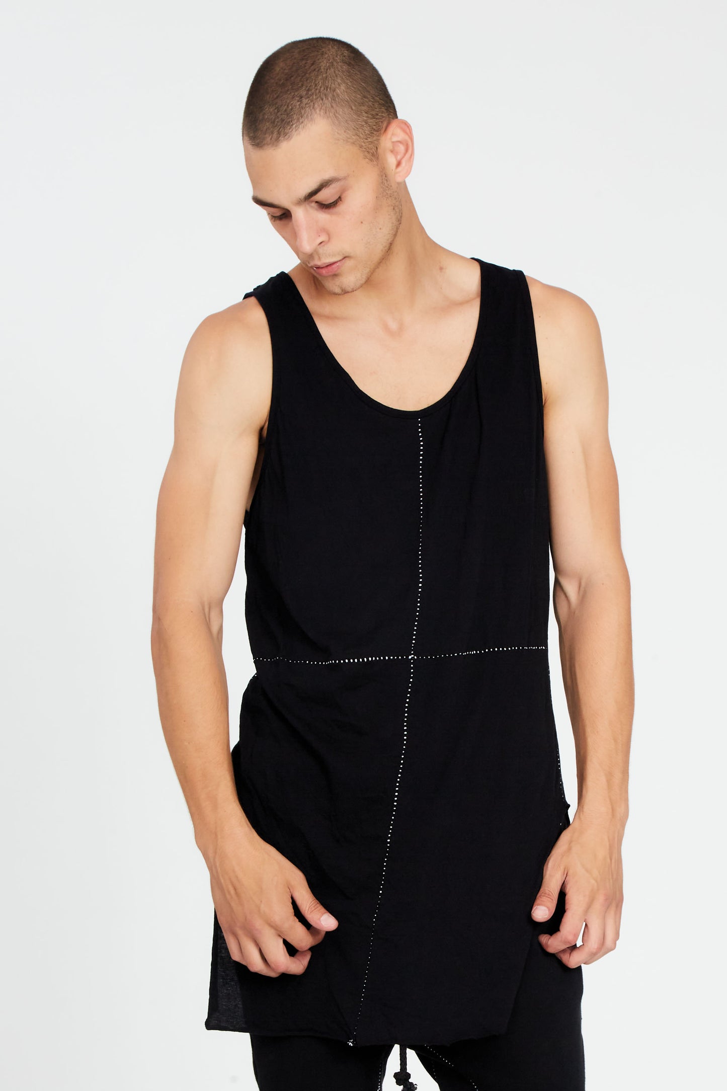 MOTIF PURVEYOR SINGLET TOP